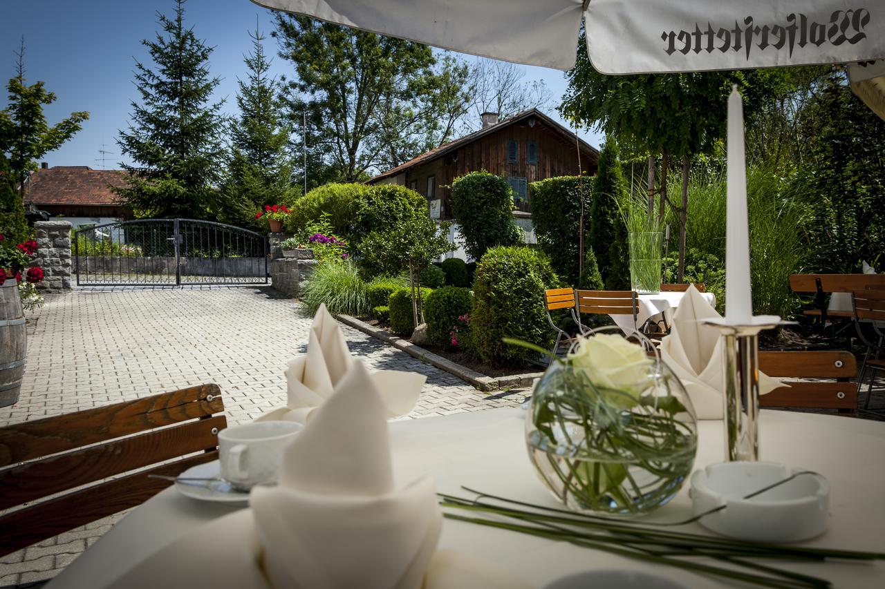 Hotel Wirtshaus Am Schloss Aicha vorm Wald Экстерьер фото